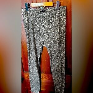 L/G - Lily Morgan Leggings